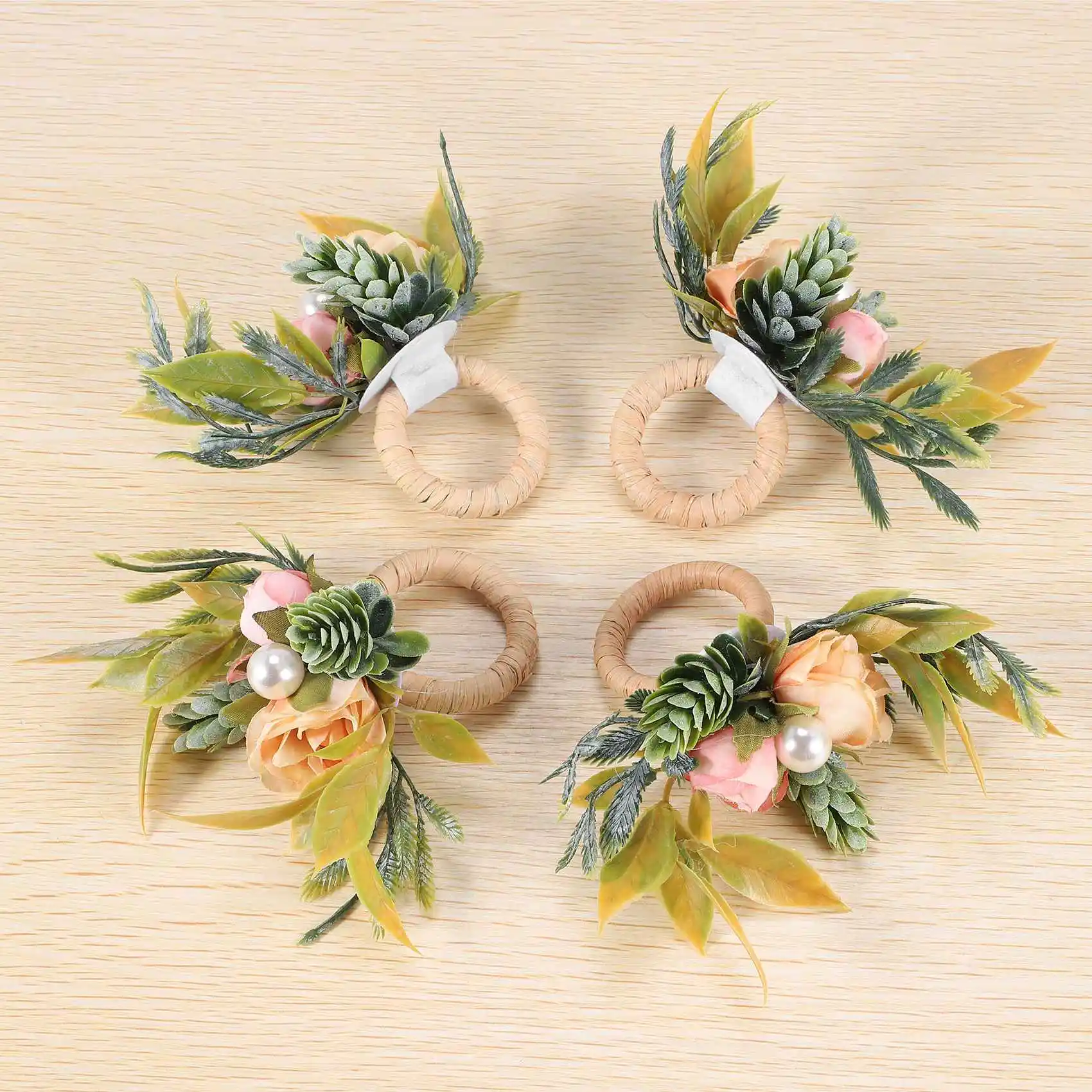 

X11AA Набор колец для салфеток с двойной розой, 4 шт., кольца для салфеток с розовыми цветами и ягодами и зелеными листьями, держатели для колец для салфеток ручной работы