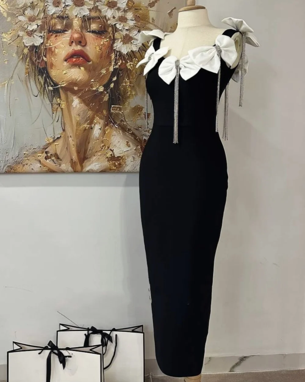 

Индивидуальные модные трикотажные плиссированные банты с блестками и овальным вырезом, платья миди на заказ, знаменитости в китайском стиле