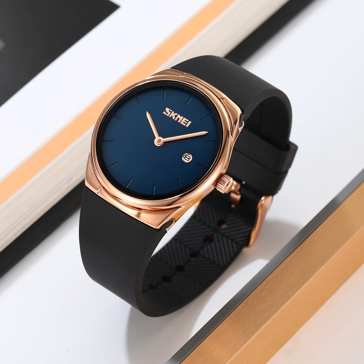 SKMEI Multifunctional Fashion Design Waterproof Wristwatches Business Movement Quartz Watch For Men Women Date Week Time Watches