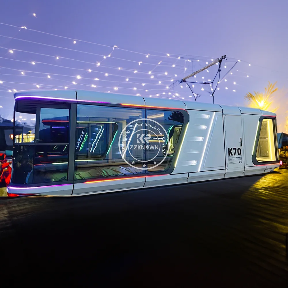 Luxury Portable Container House Cabin Space Capsule Villa Type Modular Capsule House for Vacation Resort