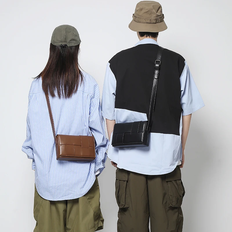 

Couple's Crossbody Bag with Woven Pattern Water Repellent Fabric for Dating Outing School Party Satchel Bag for Men Women