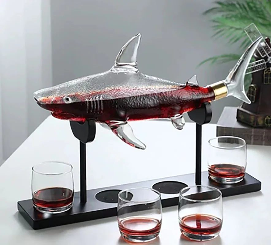 Creative European Shark Shaped Glass Craft Art Decanter, Thickened Sealed High Borosilicate Glass, Wine Bottle Container