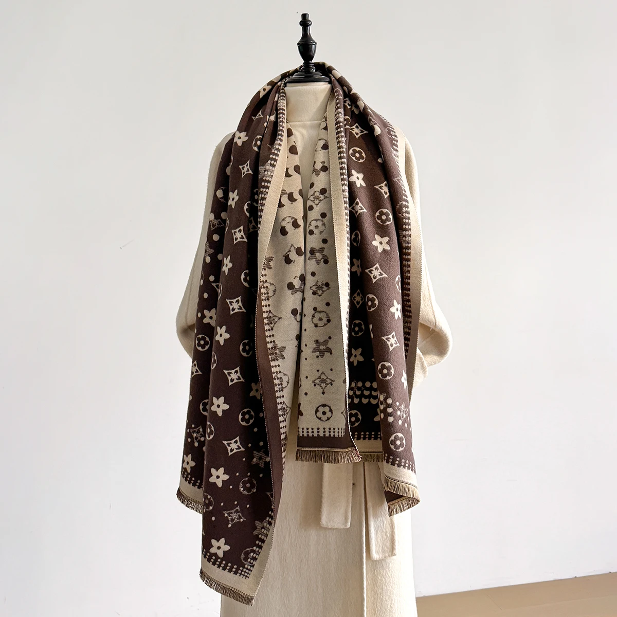 

Роскошное дизайнерское брендовое зимнее одеяло, шарф, шали для женщин, теплая пашмина из искусственного кашемира, большой длинный платок, палантин