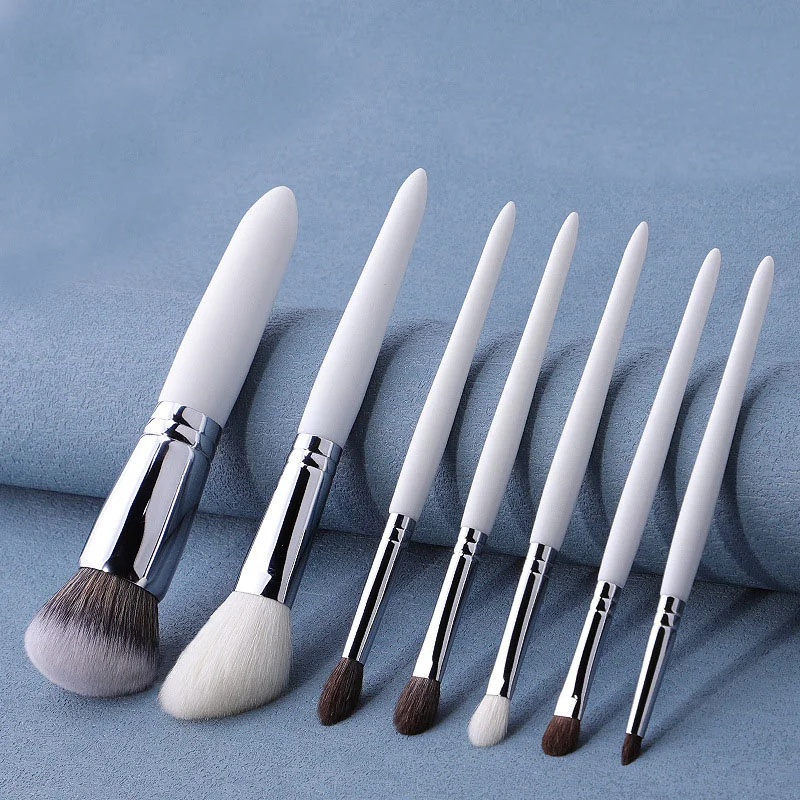 Karsyngirl 7Pcs Professional Wool White Makeup Brushes Eyeshadow Powder Fondation Beauty Tools Brush for Women