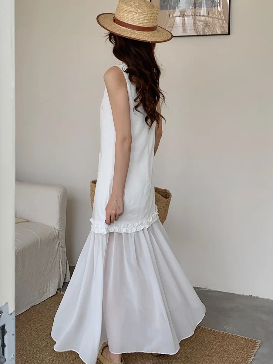 Vestido Sem Mangas de Estilo Suave para Mulheres Verão 2025, Decote Redondo, Saia de Malha, Design de Recorte, Moda E-commerc...