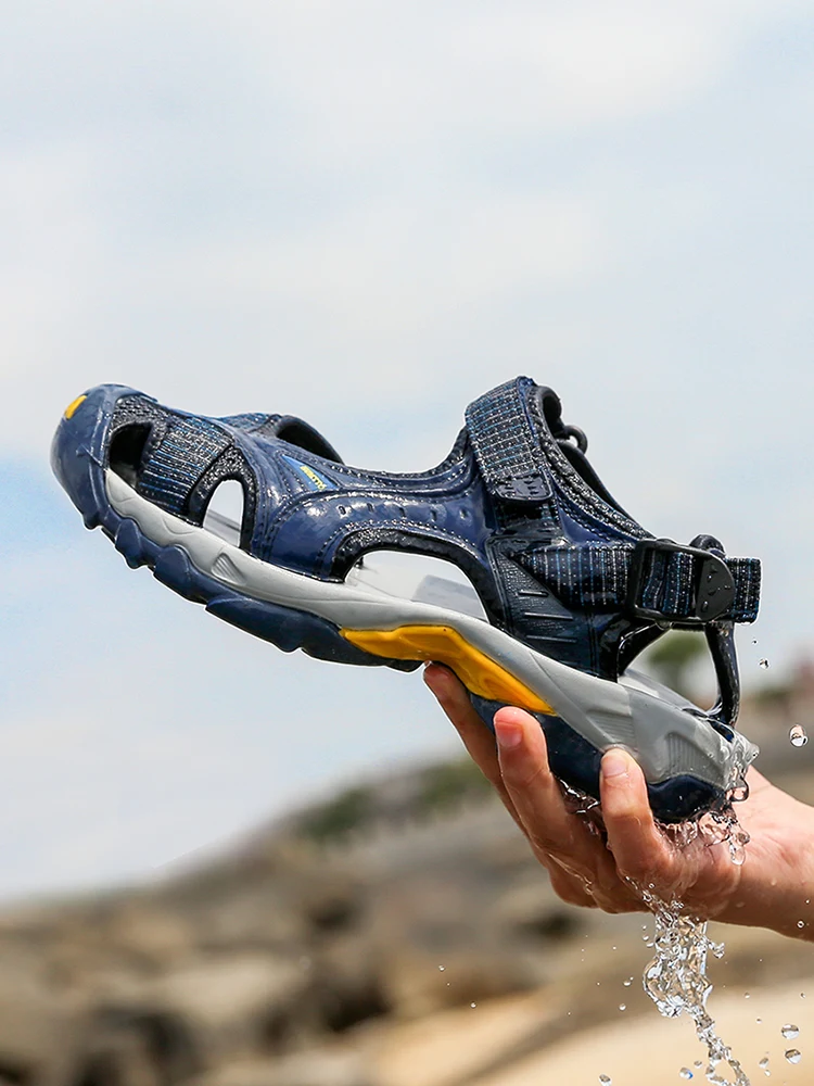 

HUMTTO Men's Outdoor Beach Sandals Qui Dry Breathable Anti-slip Soft Bot Two-terrain Lightweight Cap Toe Sports Slippers