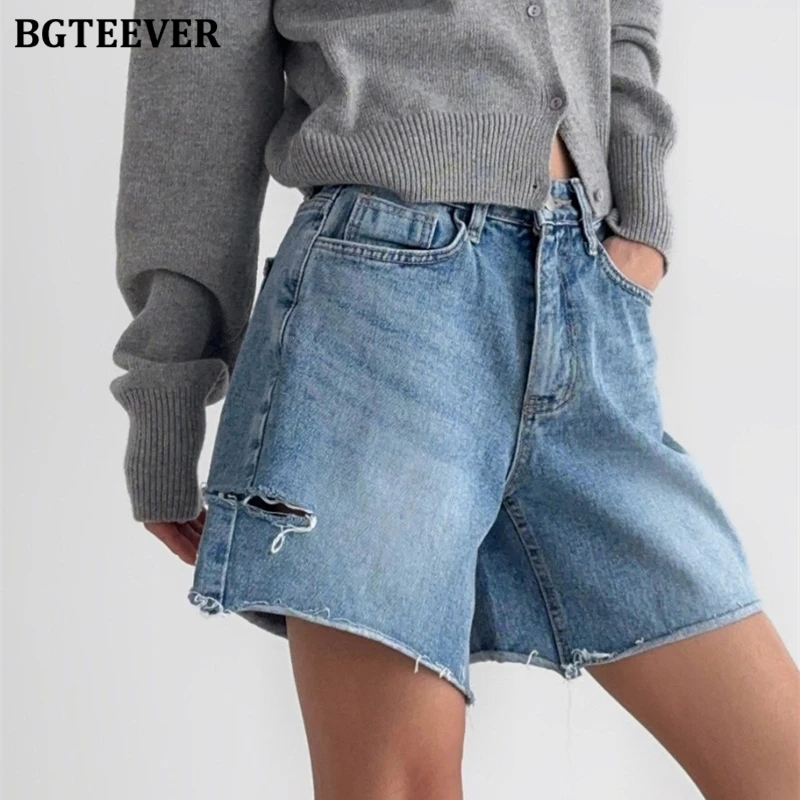

BGTEEVER Summer Fashion Loose Ripped Holes Women Straight Denim Shorts Casual High Waist Pockets Female Wide Leg Jeans Shorts