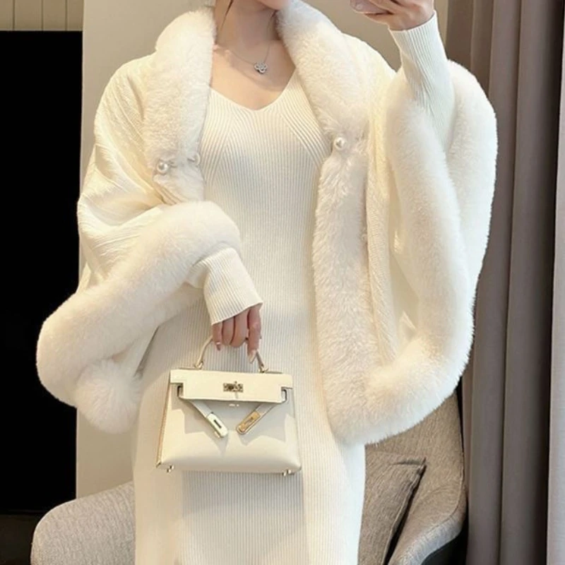 

Флисовая и более плотная новая накидка 2025, шаль Cheongsam, темперамент, высококачественная осенне-зимняя теплая куртка, плюшевая куртка