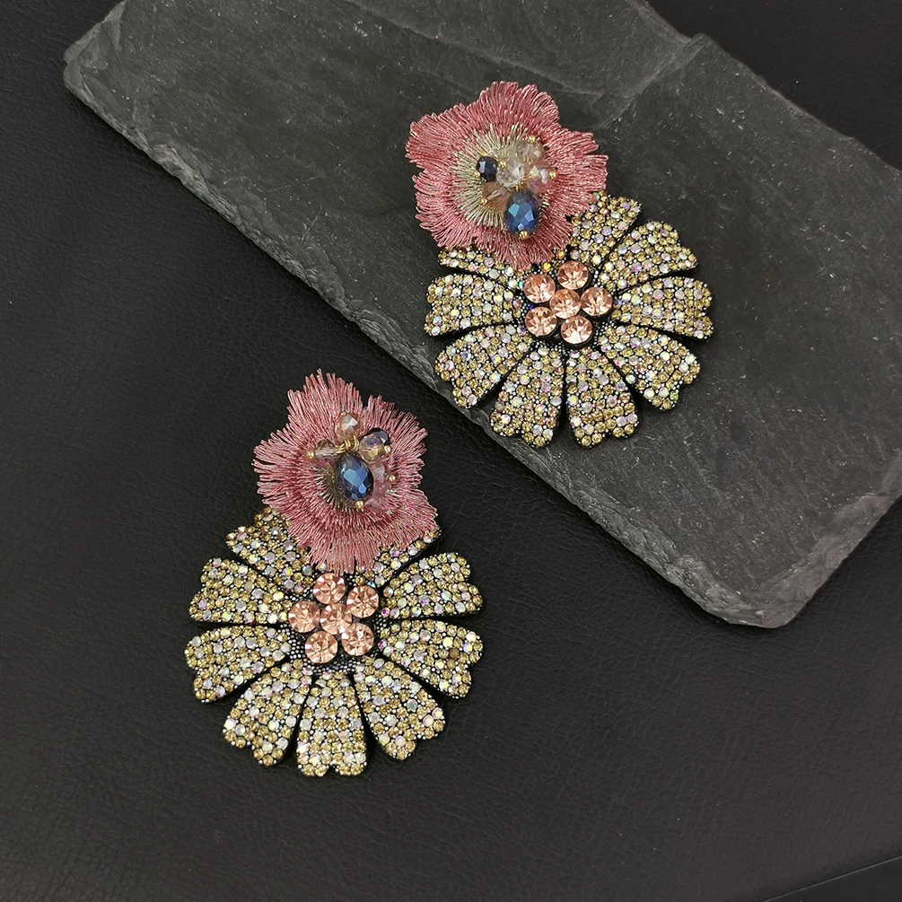 Big Rhinestones Flower Drop Earrings For Women Statement Crystal Dangle Earring Fashion Party  Jewelry Pink Accessories