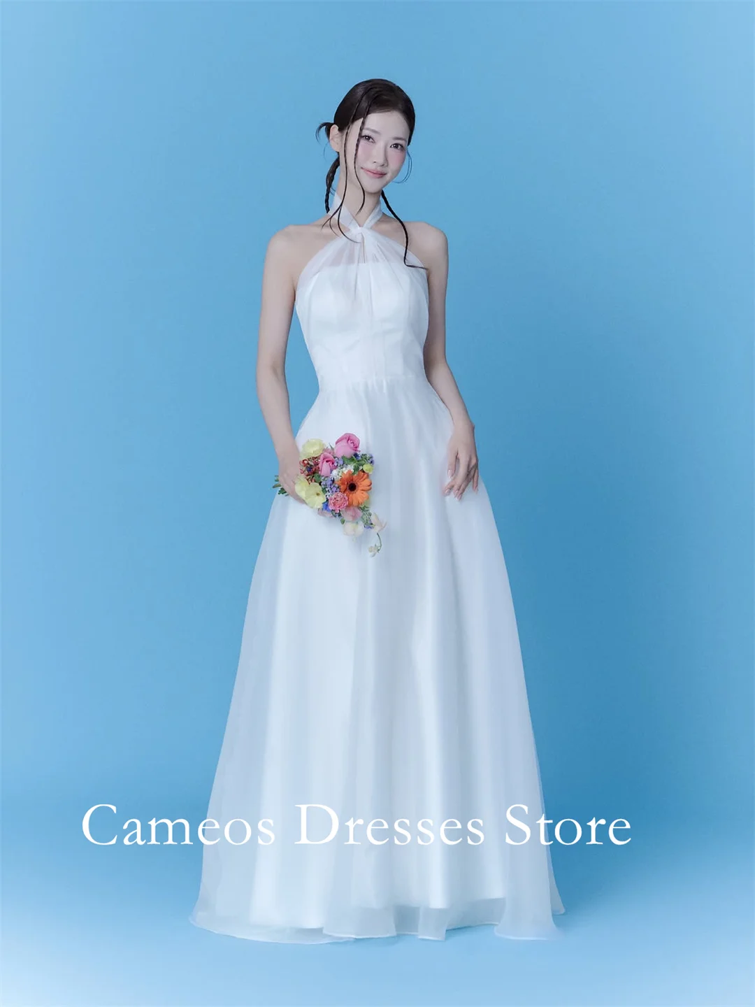 White Halter Neck Organza Wedding Dress A‑Line Bridal Gown With Pockets Simple Sleeveless Wedding Party Dress For Women