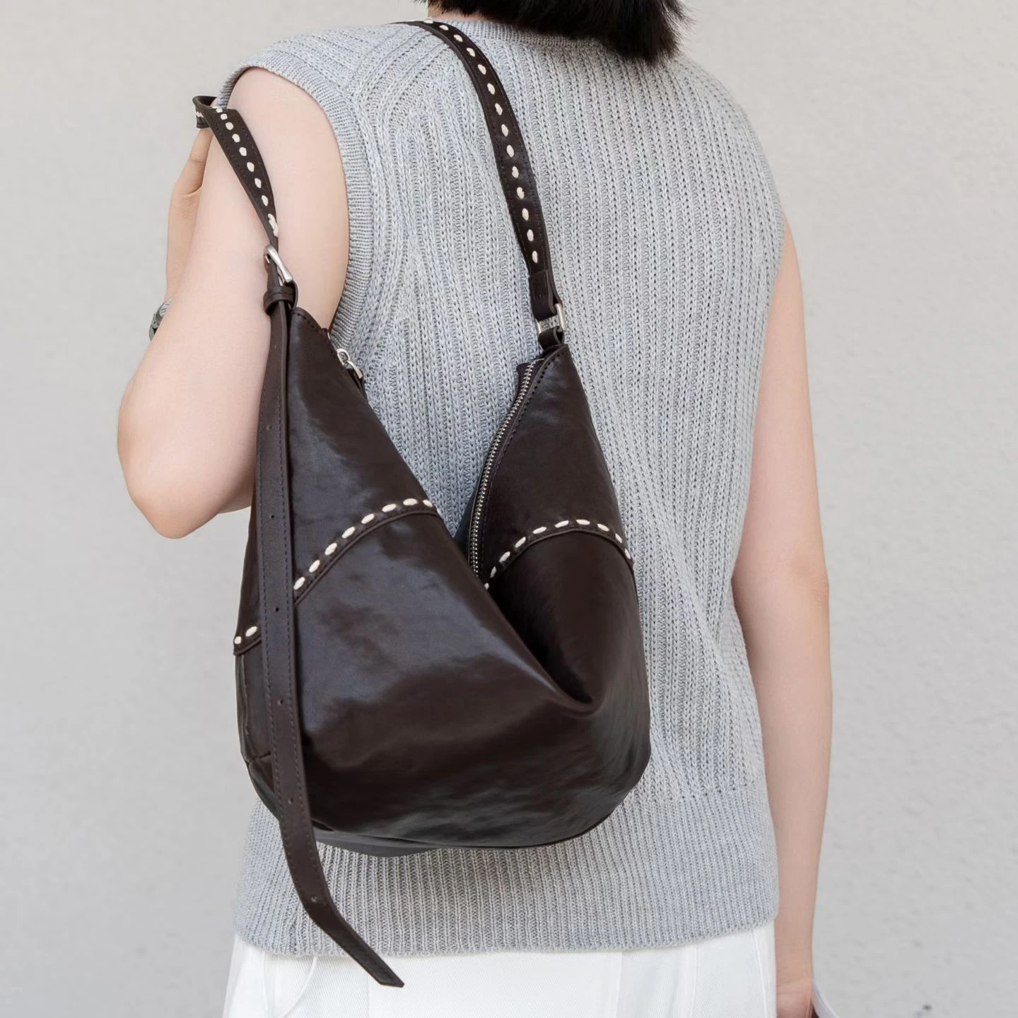 Women Genuine Leather Shoulder Bag Minimalist Underarm Purse Soft Cowhide Large Capacity Everyday Hobo Bag Chic Tote