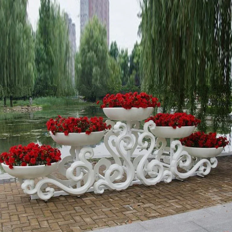 

Dragon pattern Xiangyun three-dimensional wrought iron flower stand, large quantity discount, outdoor greening