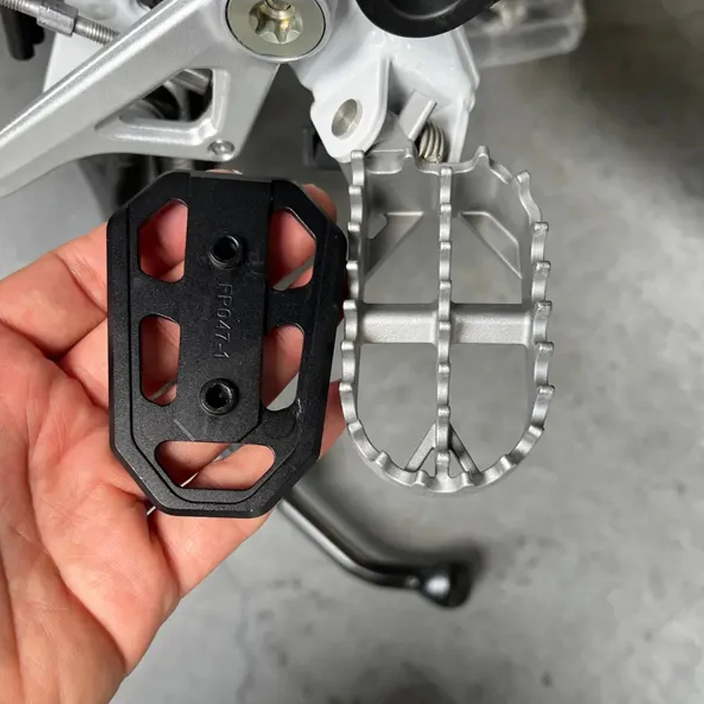 For BMW F850 GS Adventure F 750 850 GSA F 900 GS ADV 2018~2023 2024 2025 Motorcycle Billet Wide Foot Pegs Pedals Rest Footpegs