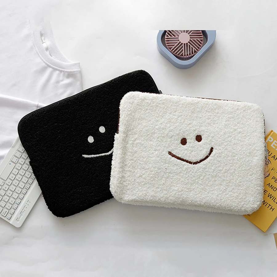 Cute Plush Tablet Sleeve Case, Suitable for iPad 9.7/10.2/10.5/Air4/5/10.9/ 11inch , 7Th/8Th/9Th Generation, and Laptop Protective Cases for MacBook Air 13.3/13.6, Pro 14, Dell, Hp, Asus, Etc
