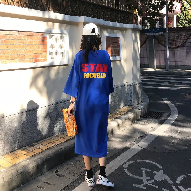 เวอร์ชั่นเกาหลีผู้หญิงขี้เกียจสไตล์หลวมสบายๆขนาดใหญ่ชุดยาวแฟชั่นฤดูร้อนพิมพ์รอบคอครึ่งแขนเสื้อยืดชุด