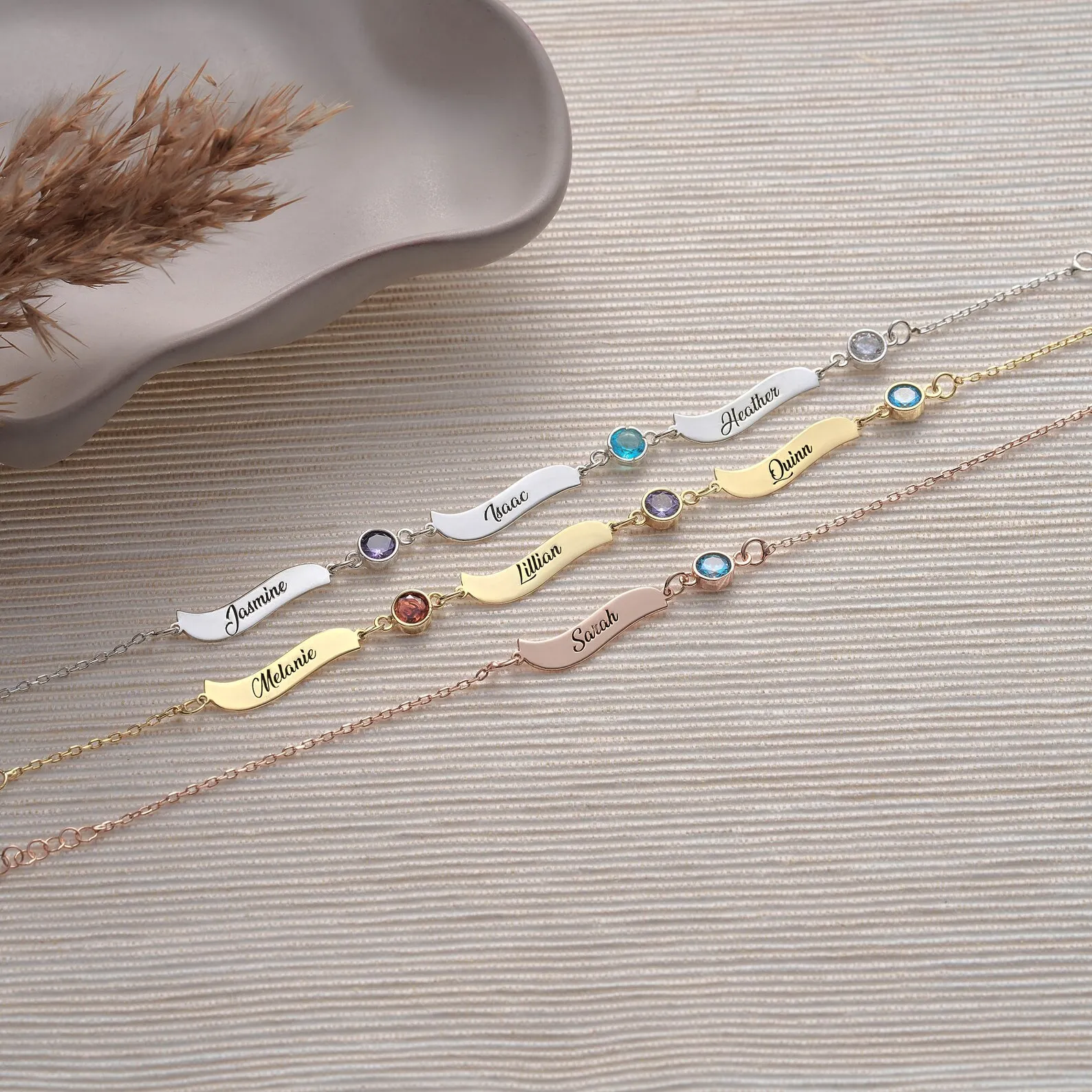 

Пользовательские волнистые браслеты из нержавеющей стали, персонализированные браслеты с гравировкой из камня, индивидуальные браслеты с несколькими именами для женщин