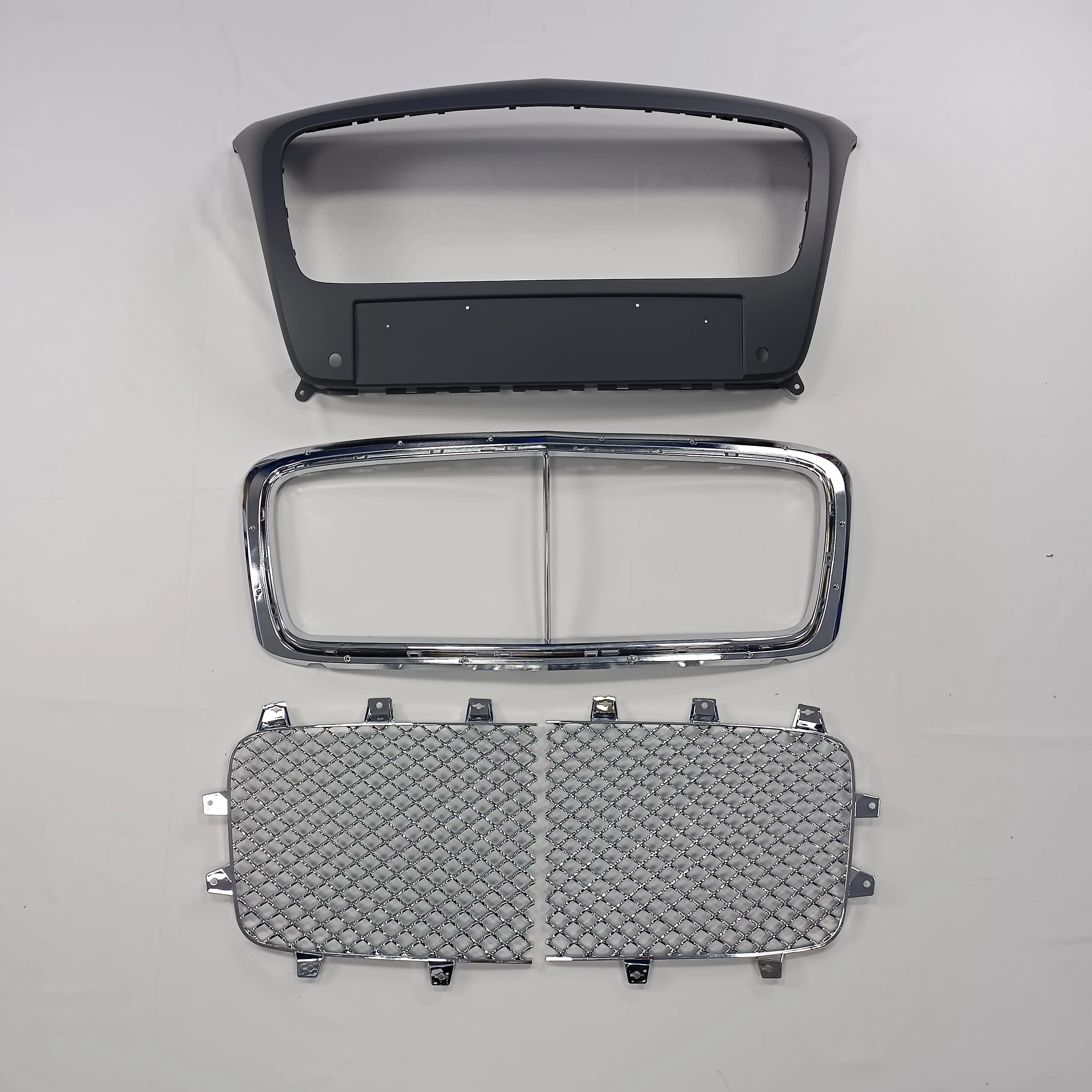 

Front Bumper Out Frame Front Grille With Meshes for Bentley Continental GT 2012 -2015 OEM 3W3853651F 3W3853667A 3W3853683