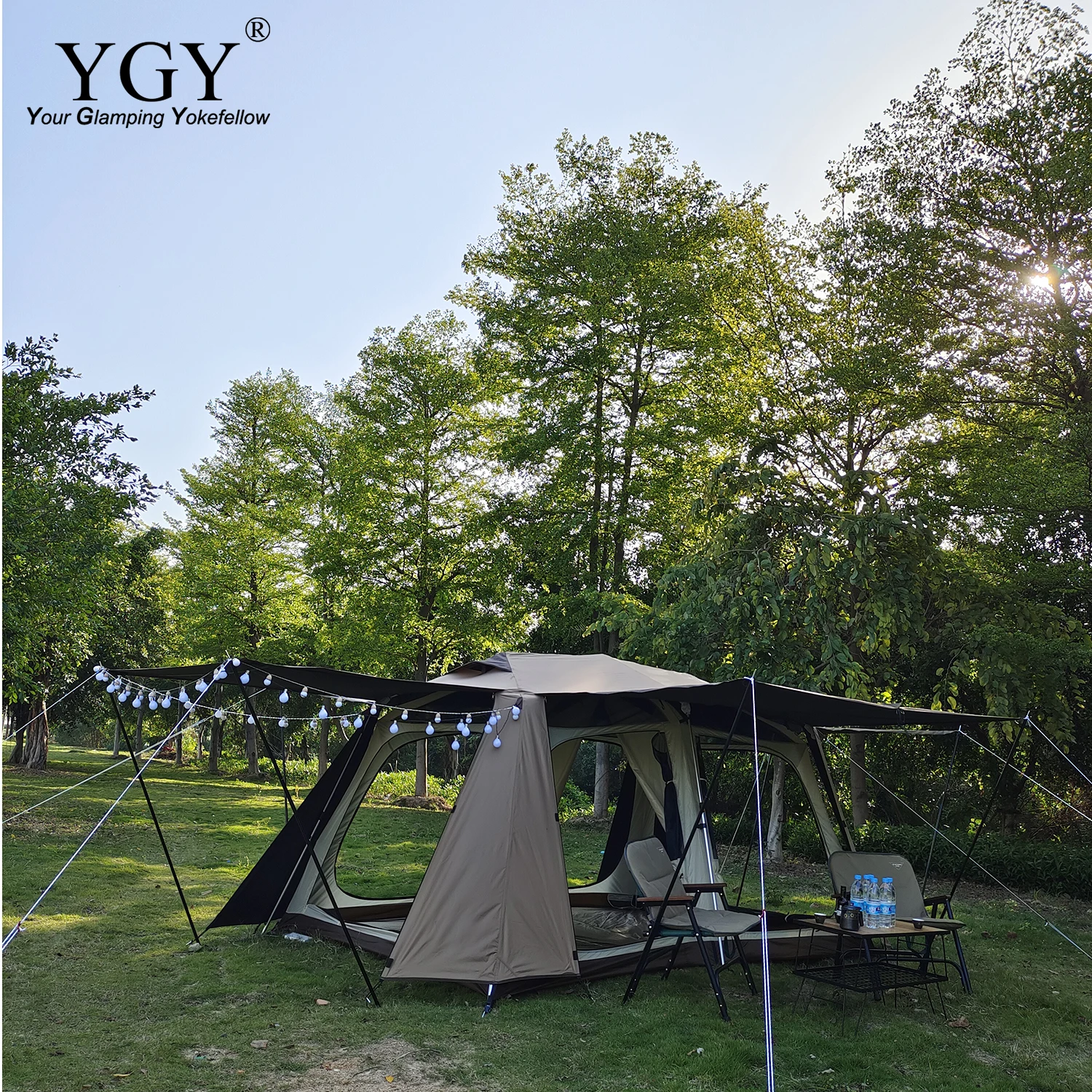 

YGY 4-6 Person Waterproof Windproof Easy Setup Double Layer Family Camping Instant Cabin Tent With 6 Mesh Door 2 Rooms