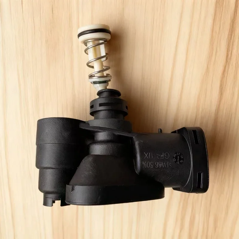 

High quality 1PCS Suitable for Karcher K3 high pressure washer accessories pump head 97552860