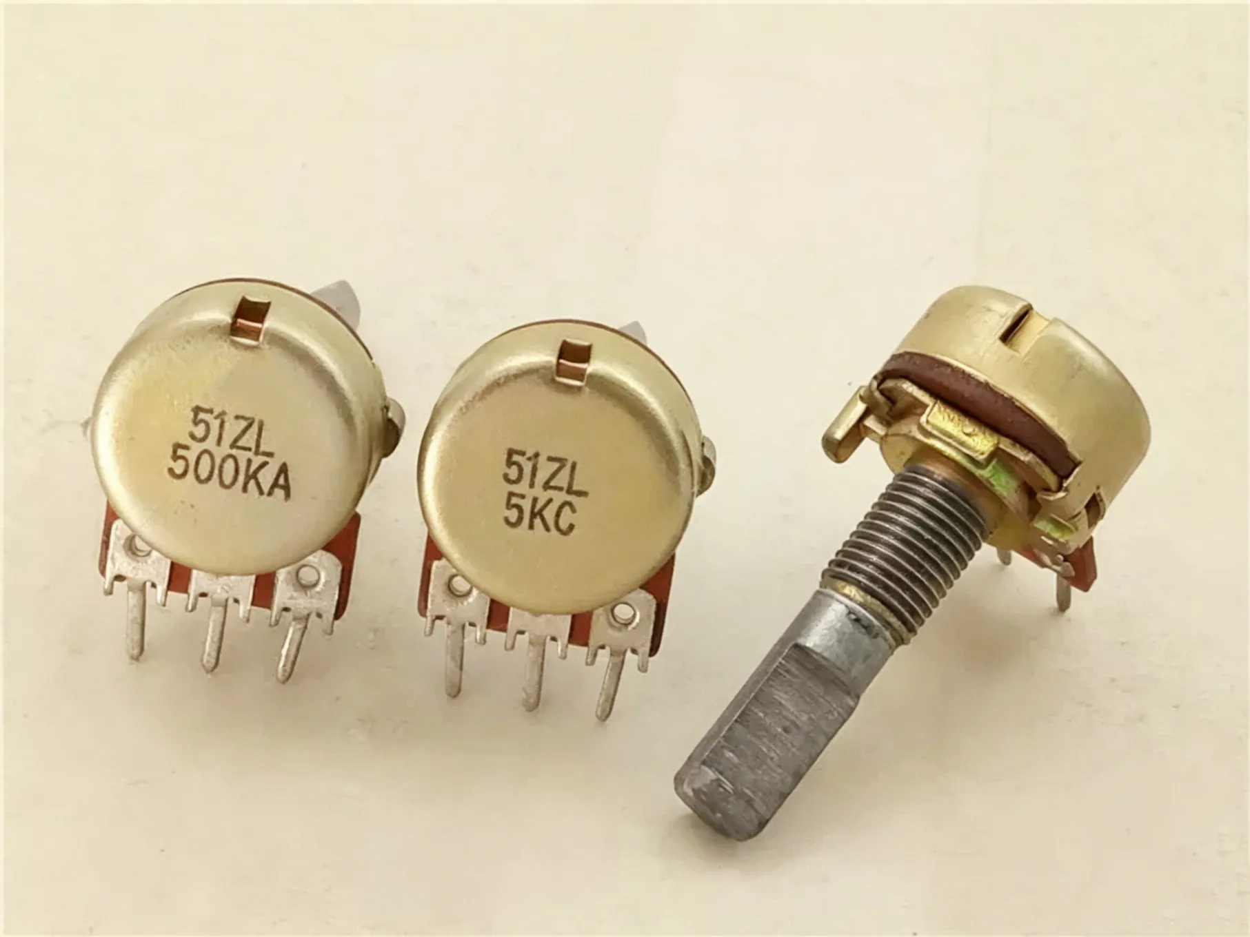 Original New 100% 148 Type Single Potentiometer C5K A500K 5KC 500KA Stepper 41-Point Handle Length 25MMF (SWITCH)