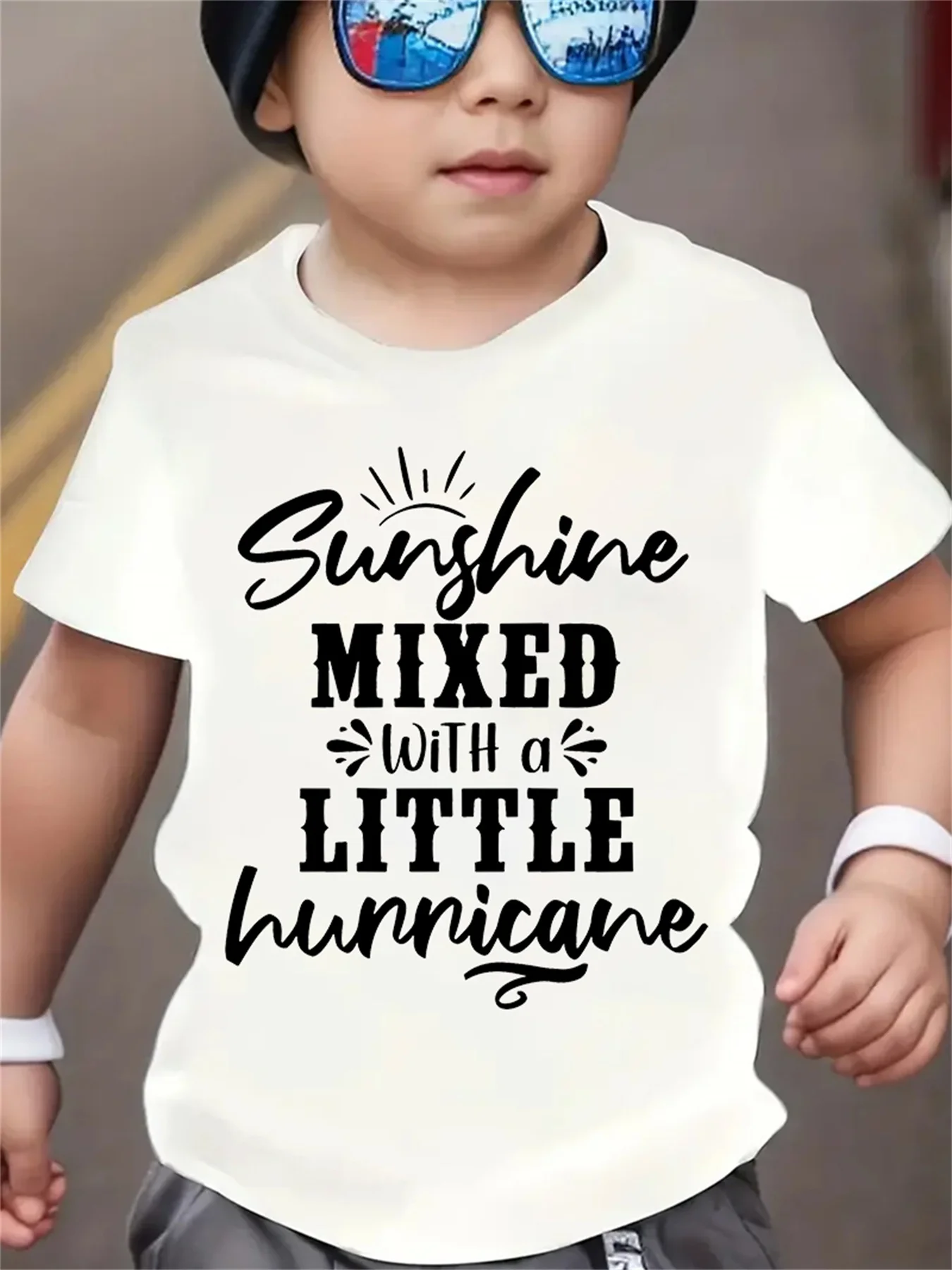 Summer Children's Fashionable Short Sleeved Sunshine Mixed with A Little Hurricane Letter Element Printed Outdoor Casual Top