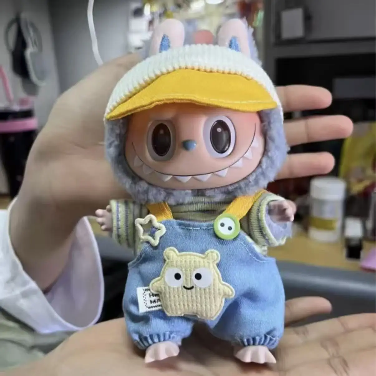 

17 см кукольная одежда Labubu, комбинезон для сидения, мини-шляпа V1, V2, аксессуары для кукольной одежды, детские игрушки «сделай сам», подарок на день рождения