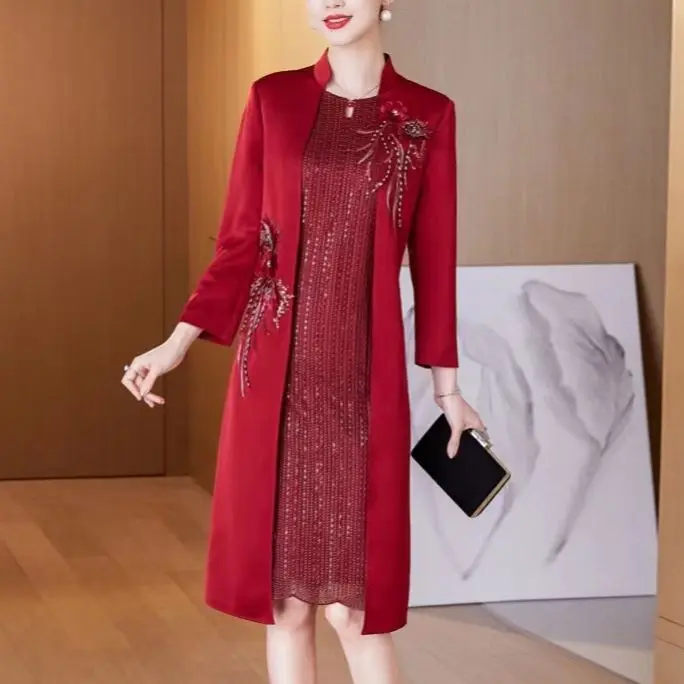 Two Pieces Mother Of the Bride Dresses Suit Noble Western Cheongsam Jacket Burgundy Satin Knee Long Sleeves Evening Party Gowns