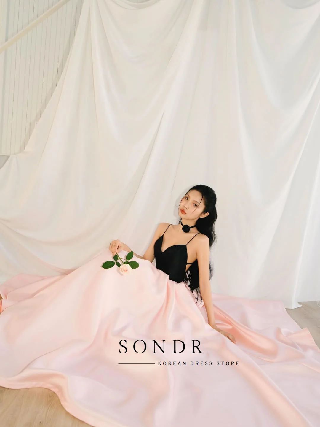 Sondr Customized Korean Evening Dresses Spaghetti Straps Black and Pink Wedding Snap Dress A Line Formal Performance Dresses
