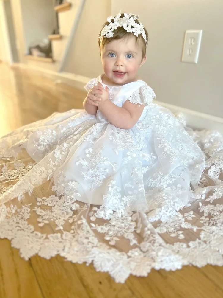 Robes de demoiselle d'honneur blanches avec nœud, appliques en dentelle, manches courtes, banquet, fête d'anniversaire, première communion, quoi que ce soit