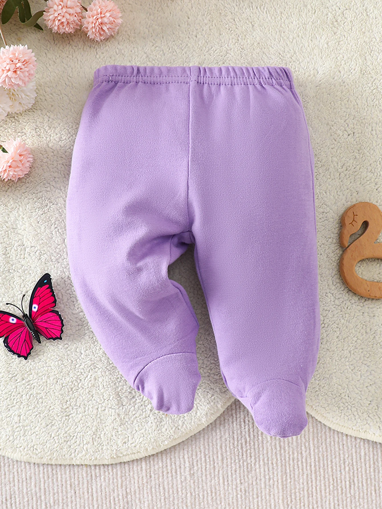 8-teiliges Baby-Set für kleine Prinzessinnen, Neugeborenen-Strampler mit Einhorn- und Schmetterlingsmuster, Mütze, Lätzchen, Socken, Hose, Outfit – Detail 6