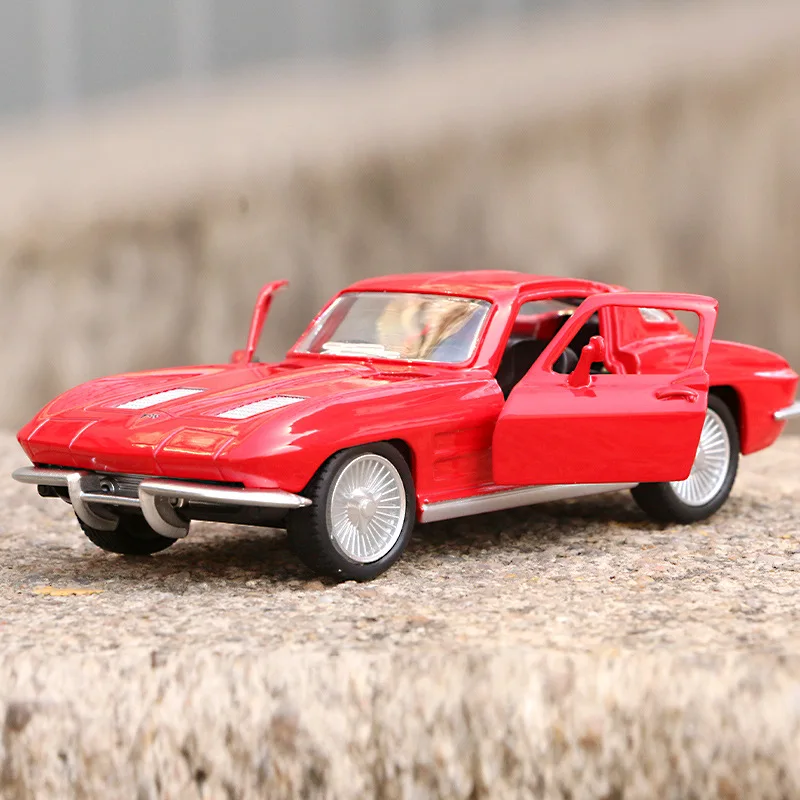 1/36 Chevrolet Corvette Stingray 1963 Toy Car Model For Children RMZ CiTY Diecast Miniature Pull Back Collection Gift Kid Boy