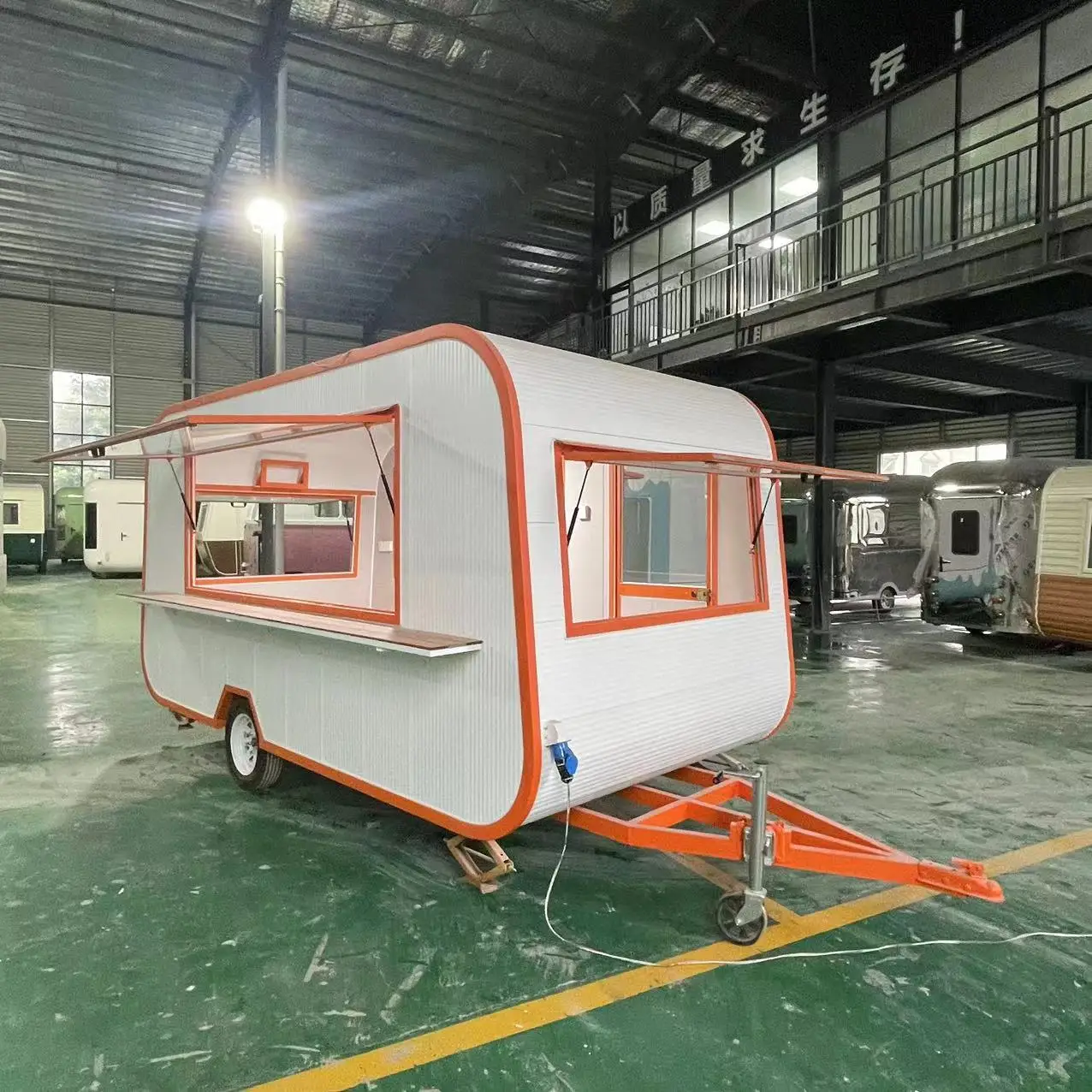 Customized  Chocolate-colored Stainless Steel Food Truck for Street-side Fast Food Pizza Mexican Fried Chicken Snack