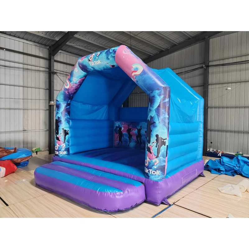 Commercial Colorful Inflatable Bounce House Customized Banners Jumping Bouncy Castle Outdoor Children Inflatable Castle for Sale