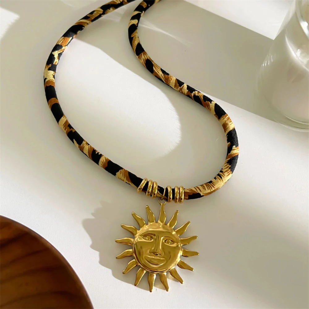 Delicioso collar de piña de árbol de coco, joyería de acero inoxidable, colgante, Collares Tendencia 2025