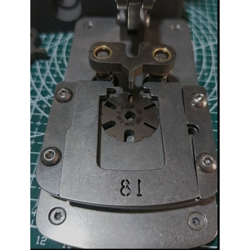 Manual Leather Strap Cutter Belt Hole Punch Round Square Pin Buckle Opener Leathercraft Tool