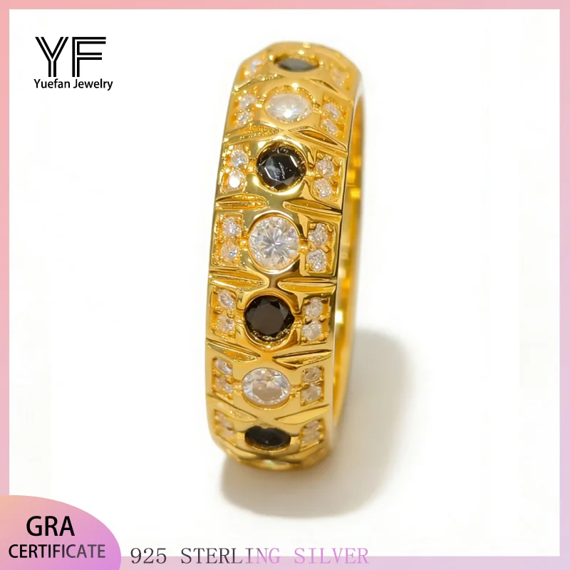 

The hip-hop retro S925 sterling silver ring, when paired with 1.2/3mm white and black moissanite, exudes a luxurious gift