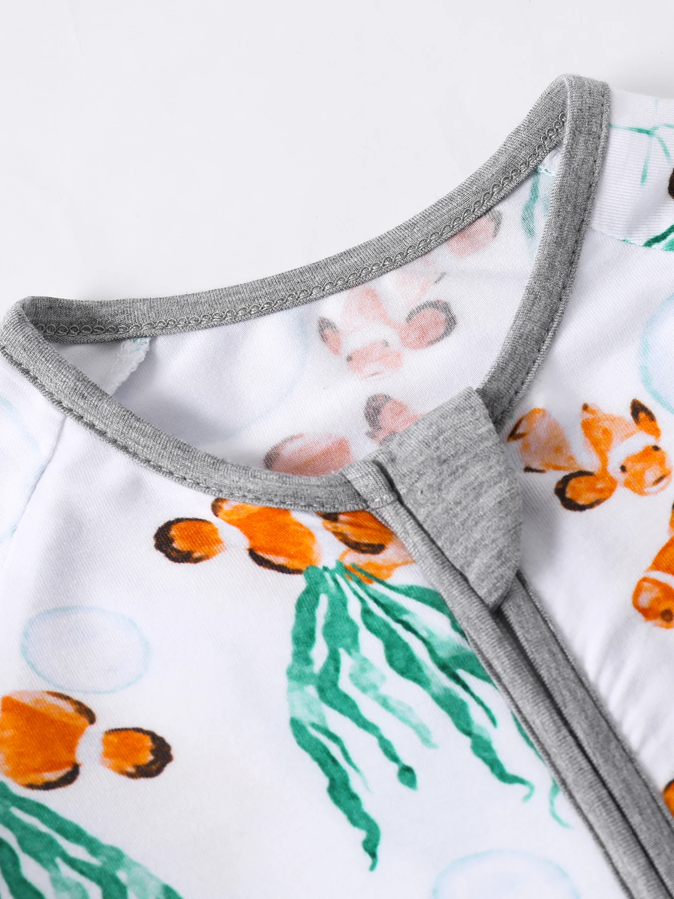 Baby bamboo fiber thin soft breathable fabric goldfish seaweed print casual long-sleeved reversible foot cover zipper hah