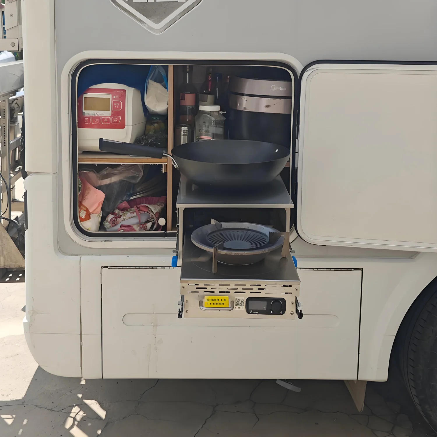 موقد ديزل DC12V RV بقدرة 4.5 كيلو وات، موقد قابل للسحب، مادة من الفولاذ المقاوم للصدأ عالية الجودة مناسبة للتخييم والليخوت والمنزل المتنقلة وما إلى ذلك.