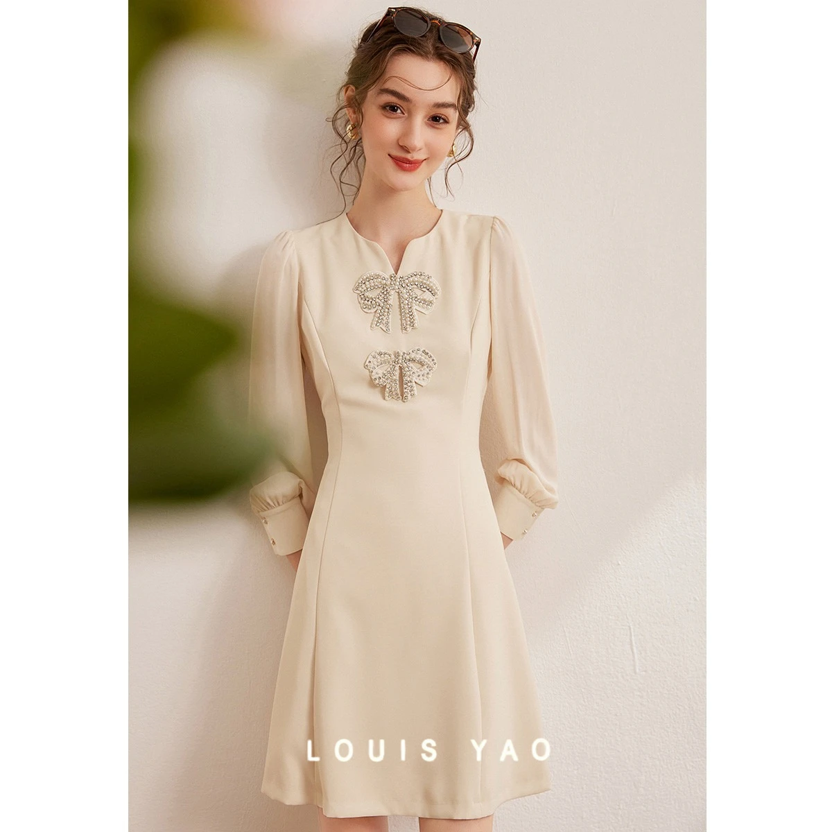 

LOUIS YAO Romantic Bow V-neck Dress 2025 Spring Autumn Elegant Lantern Sleeve Fitted Dress New Evening Dresses