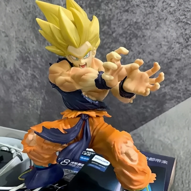 Dragon Ball Z Kamehameha Son Goku Figure Super Saiyan Kakaro