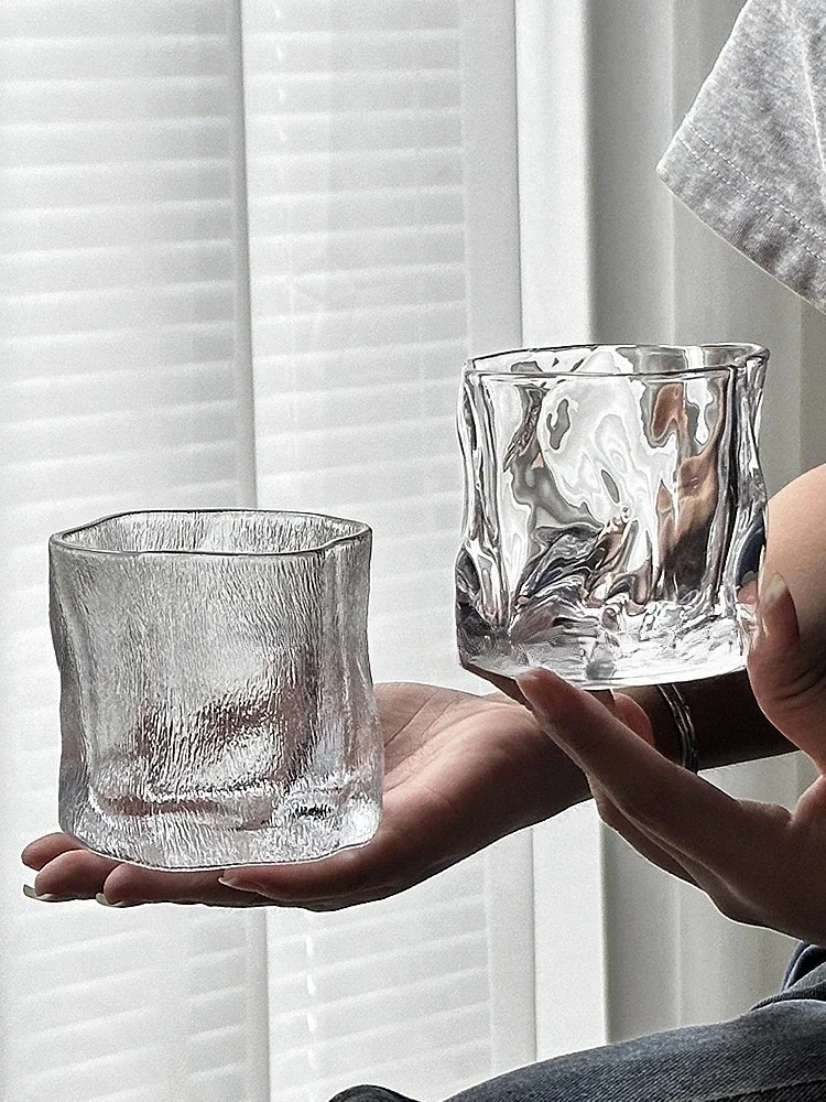 Tumbler Whiskey Glass with Base Crystal Whiskey Glasses Rotating Spinning Wine Brandy Glass Cup