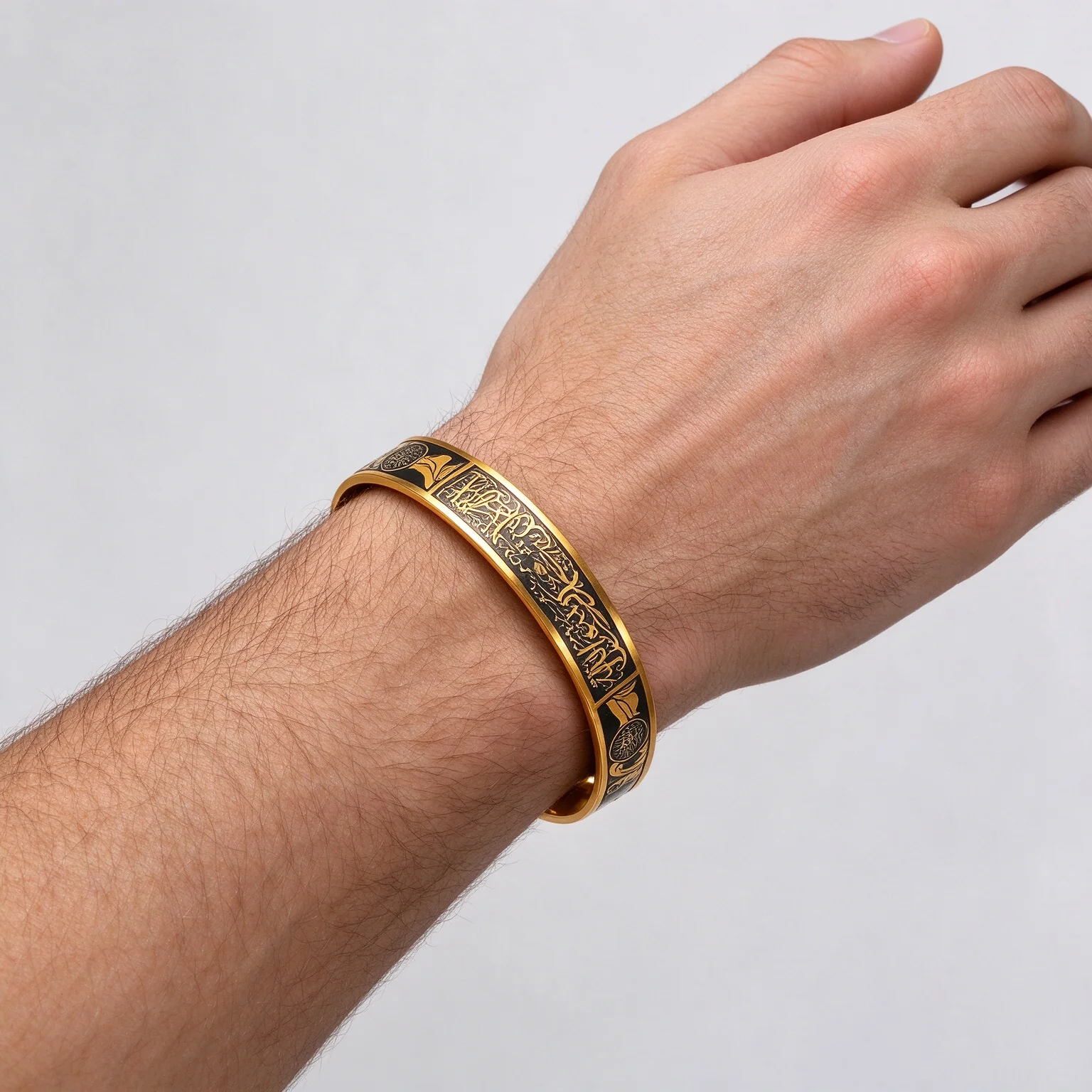 Muslim Stainless Steel 10mm Open Bracelet, Unisex, Vintage Engraved Pattern Bracelet, Vintage Religious Amulet Wrist Accessory, Suitable for Birthday and Anniversary Gifts, Daily Wear