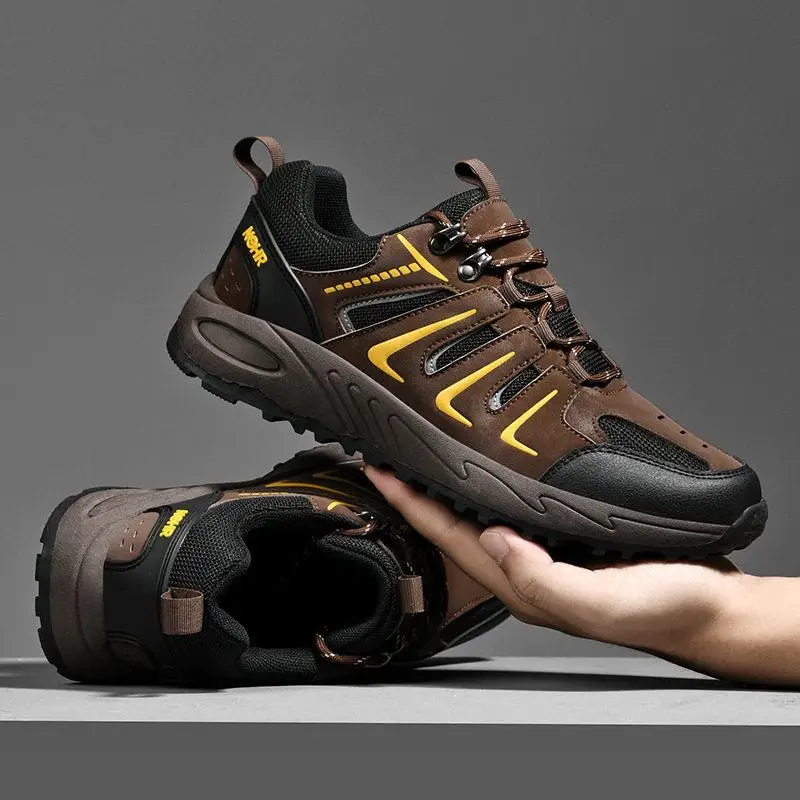 Outdoor Large Size Climbing Sports Shoes Anti-slip Wear-resistant Travel Hiking Shoes Lightweight Low Top Men's Shoes
