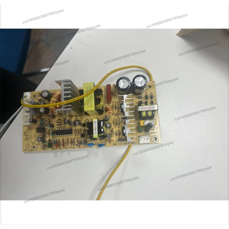 

Для 220 В входной платы управления винным охлаждением CD-220-C HYS60-12-KD PCB11122K6 220 печатная плата винного шкафа