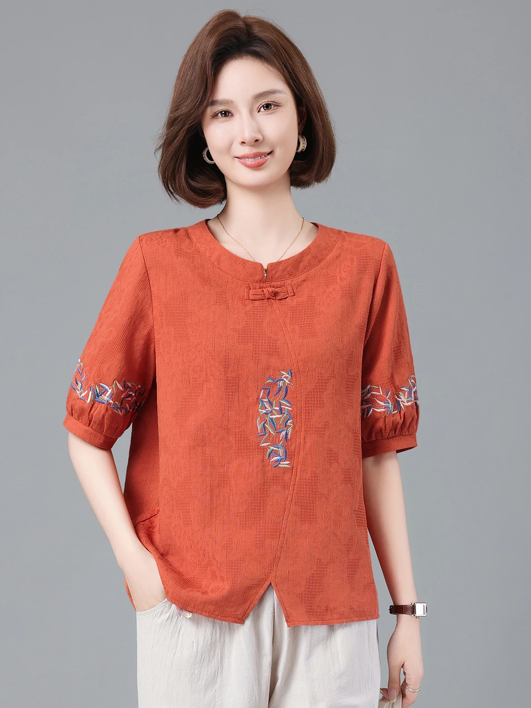 fishing-brand-casual-short-sleeve-t-shirt-women's-summer-new-loose-embroidered-round-neck-stylish-ageless-top-cotton-breathable