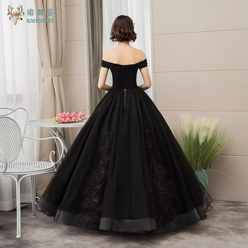 Nuovo abito da sera con fiori ricamati con perline squisite con scollo a una parola e spalle scoperte. Abito da spettacolo per spettacoli di canto