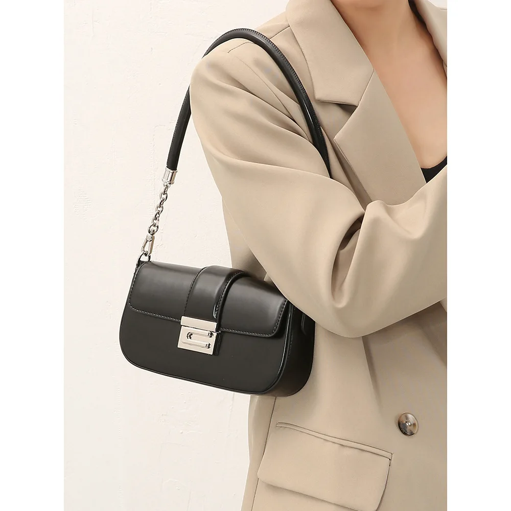 Korean version of fashionable high-end underarm bag versatile single shoulder crossbody women's bag for daily commuting