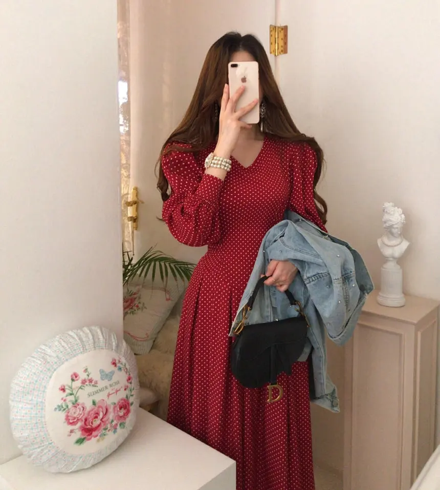 

Элегантное красное платье в горошек с V-образным вырезом, приталенное, с длинными рукавами, с высокой талией, А-силуэт, из полиэстера и шифона, для офиса, весна