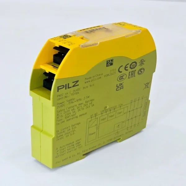 

2026 751104 C 24vdc 3 N/o 1 N/c Safety Relay 24 V Brand New Original Spot Plc