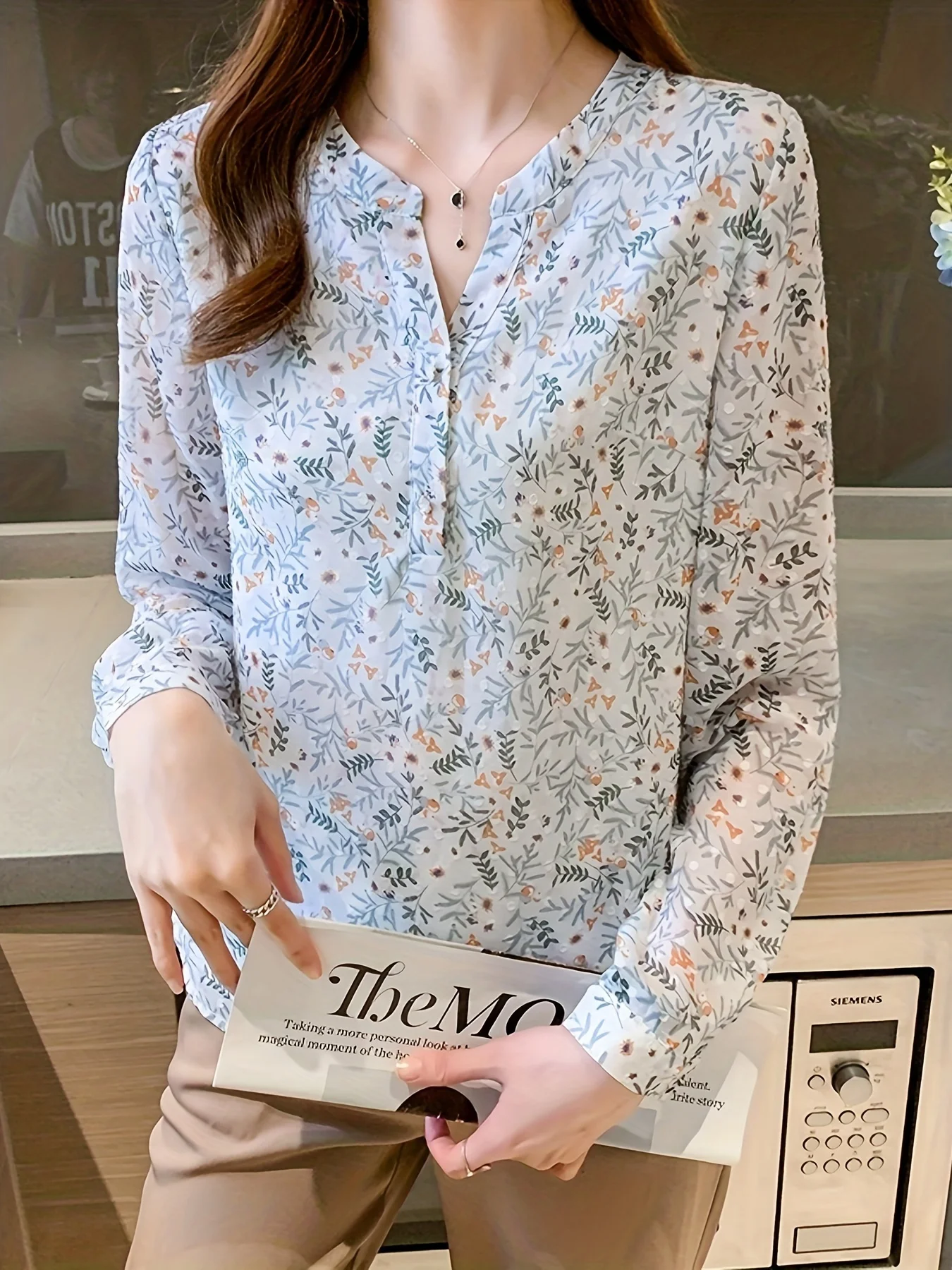 New elegant flower printing shirts for ladies Fashion V-neck Women\'s chiffon Blouses Spring Autumn Long Sleeve Tops Blusas Mujer